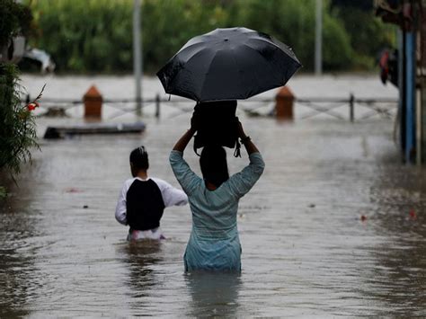 One dead, six missing as incessant rainfall triggers landslide ...