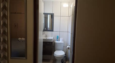PTA EAST GUEST ROOMS (Pretoria) - Guesthouse Reviews, Photos, Rate ...