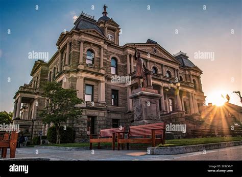Cadiz, Ohio/USA-May 15, 2019: Harrison County courthouse, built in 1894 ...