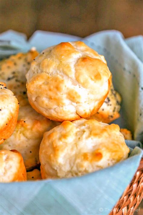 No Yeast Dinner Rolls - The Weary Chef