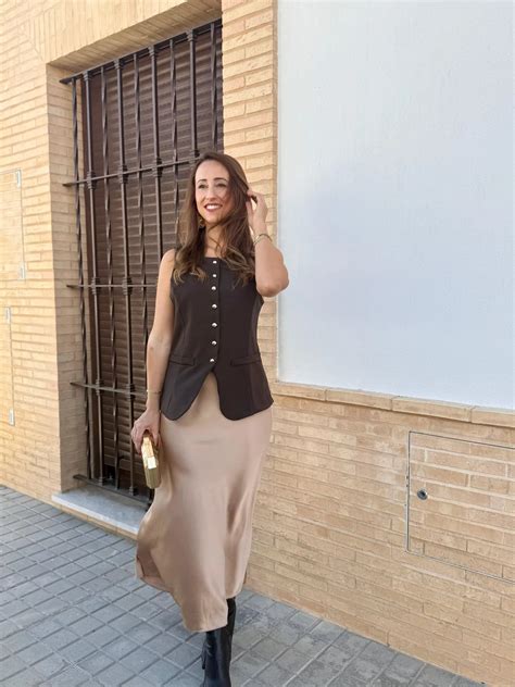 Chaleco. Color MARRON CHOCOLATE - El vestidor de Claudia