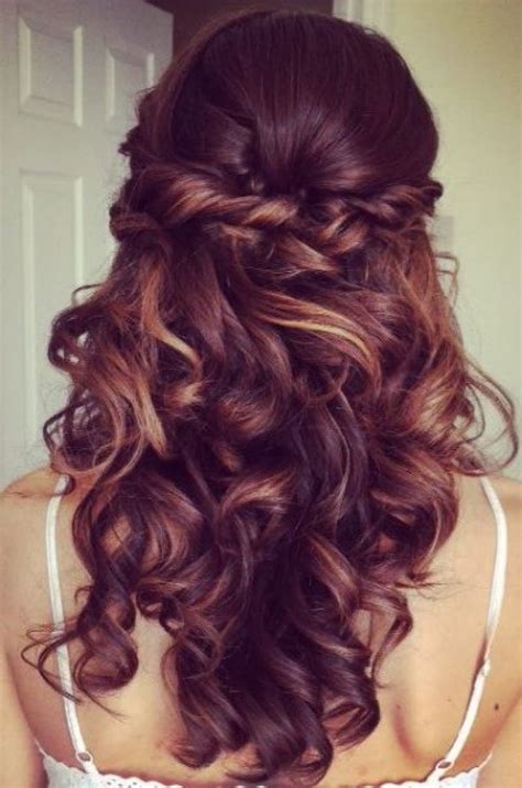 Elegant Curly Half Updo Prom Hairstyle With Bouncy Long Curls | Curly ...