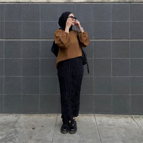 12 Rekomendasi Warna Jilbab untuk Baju Coklat yang Stylish ...
