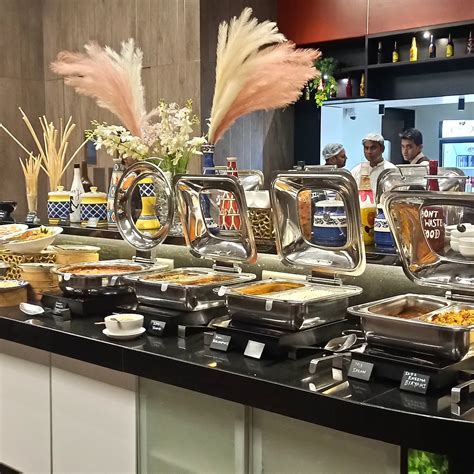 TARA SUNS (Vadodara, Gujarat) - Hotel Reviews, Photos, Rate Comparison ...