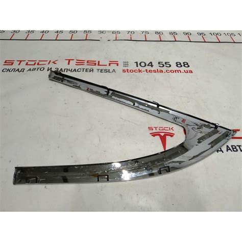 1034907 85 Zierleiste aus Chromglas hinten rechts Lüftungsschlitze ...