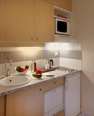 CITADINES BASTILLE GARE DE LYON PARIS - Hotel Reviews, Photos, Rate ...