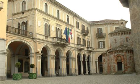 Lavoro, due concorsi in comune per sette posti