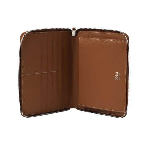【公式】メンズ高級革製品・革財布・革小物のR4U｜ラウンドジップ オーガナイザー TAN