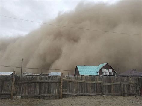 蒙古国遭遇特大沙尘暴，已致6人死亡80余人失踪 - 国际视野 - 华声新闻 - 华声在线