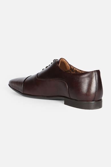 Buy Men Brown Formal Shoes Online - 940351 | Van Heusen