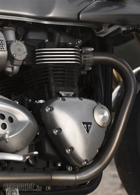 2017 Triumph Thruxton R road test review - Overdrive