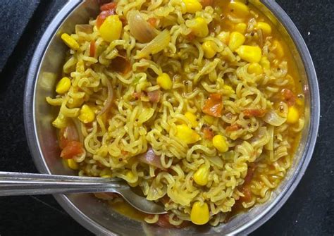 Vegetable maggi Recipe by Prachi Singhal - Cookpad