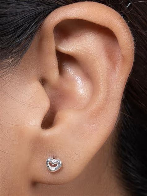 15 Types Of Ear Piercings & Earrings To Wear With Each Of Them | LBB