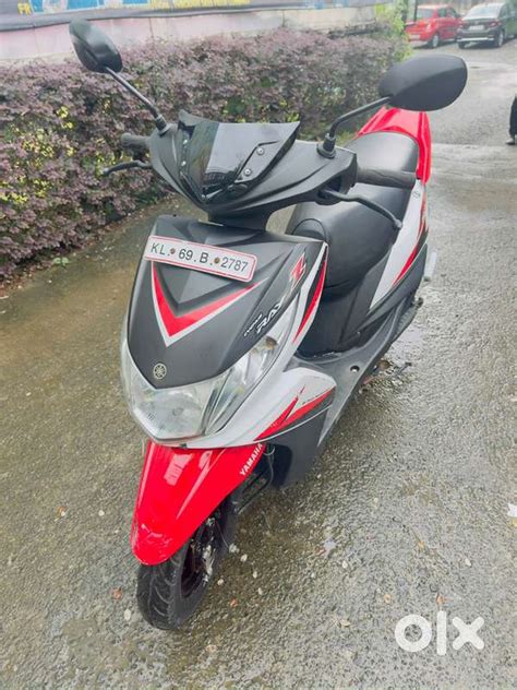Yamaha Ray Z 2018 - Scooters - 1812209016