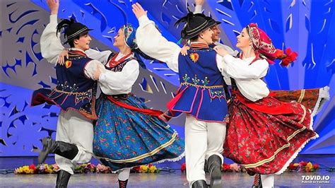 Полька или полячка: как правильно?