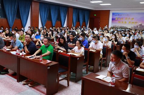 湖南应用技术学院开展系列培训提升学生工作队伍水平 - 教育资讯 - 新湖南