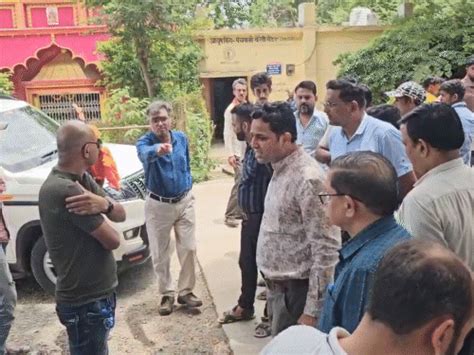 Doctors suspend OPD in Shajapur after clash with Tehsildar; doctors ...