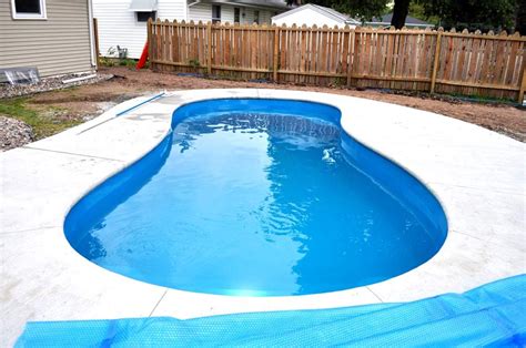 Swimming Pool 的图像结果