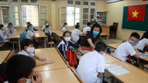 Coronavirus: Schools reopen in Vietnam