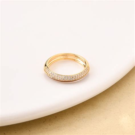 Ring Online - Premium Lustre And Luxe Gold Fusion Ring | Nestasia