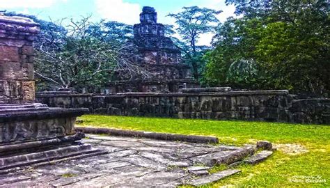 Ritigala Forest Monastery: Ancient Ruins In Sri Lanka