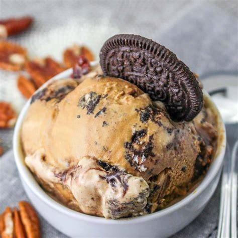 Mississippi Mud Ice Cream | All Ways Delicious