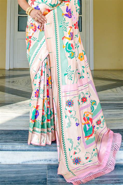 Buy Baby Pink Paithani Silk Saree With Blouse Piece online-Karagiri