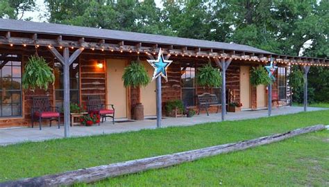 NIGHT BIRD RANCH (Ledbetter) - Ranch Reviews & Photos - Tripadvisor