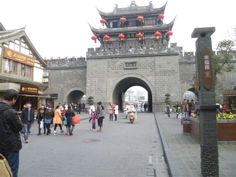 武汉附近适合一日游的地方：楚望台上榜，万国公园人少-排行榜123网