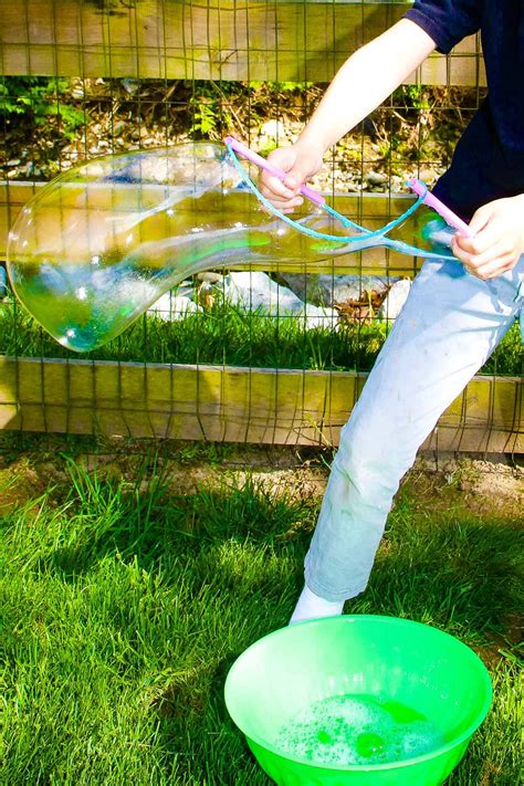 How to Make Homemade Bubbles and Bubble Wand - Bubble Wands - Kids ...