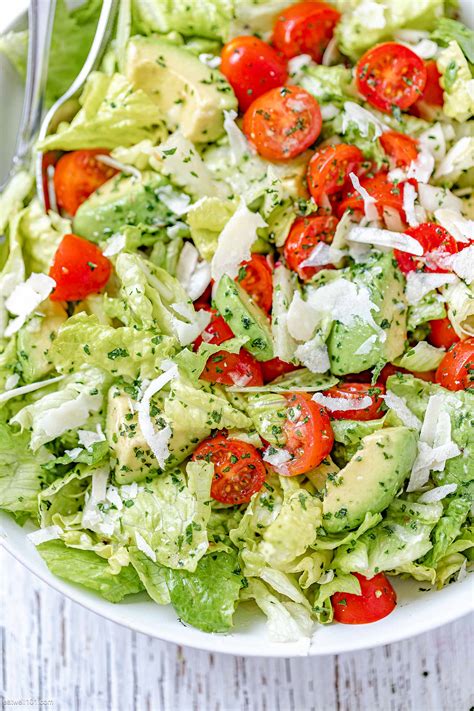 Quick & Easy Tomato Avocado Salad Recipe – How to Make a Tomato Avocado ...