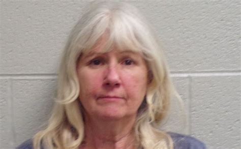 Woman charged with animal cruelty in Tenn. hoarding case