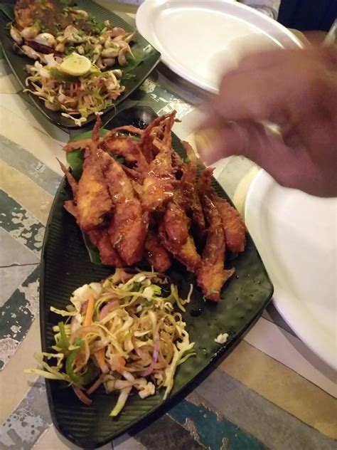 Samadhan Hotel, Dahisar - Restaurant reviews