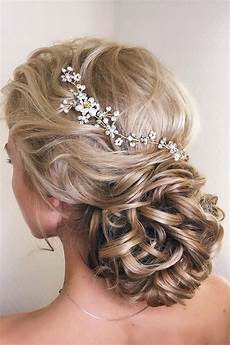 Wedding Hairstyles For Medium Hair Bridesmaids by 25 Captivating Wedding Hairstyles For Medium Length Hair Wedding Hairstyles For Medium Hair Bridesmaids