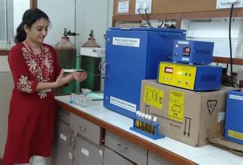 Quartz Boats - Gas Photo Reactor Manufacturer from Mumbai