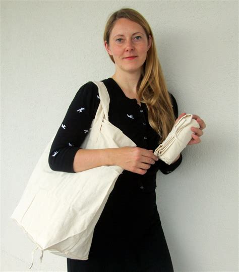 This is a huge cotton shopping bag made in the women's cooperative Al ...