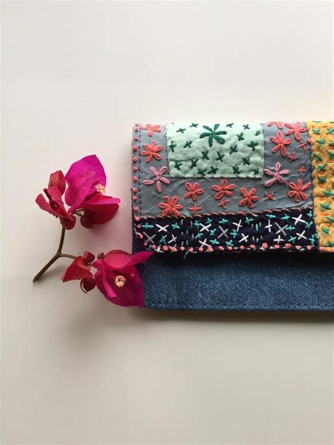 Flowery Crossways Sashiko Wallet – Use Me Works