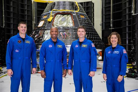 Life Encapsulated: Inside NASA’s Orion for Artemis II Moon Mission - NASA