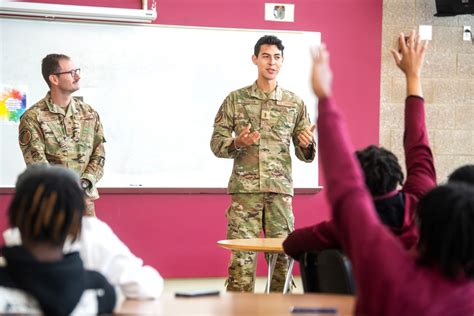 Air Force Recruiting Channel 的图像结果