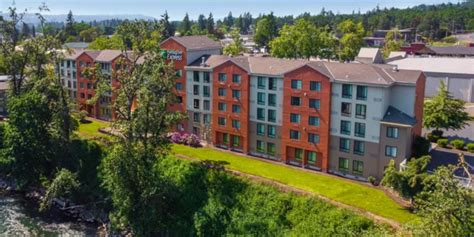 Portland Hotels | Top Hotels in Portland, Oregon by IHG