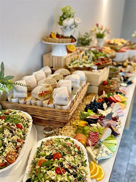 Buffet Grazing Table For a Wedding 🌸🫶🏼💫 | Fresh off the market food ...