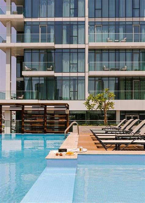Sonder Downtown Towers Apartments Pool: Pictures & Reviews - Tripadvisor