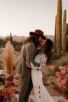 This Saguaro National Park East Wedding Inspo Features All The Colors Of The Desert Sunset by This Saguaro National Park East Wedding Inspo Features All This Saguaro National Park East Wedding Inspo Features All The Colors Of The Desert Sunset