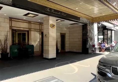NYC's Roosevelt Hotel converts into migrant processing centre - World News