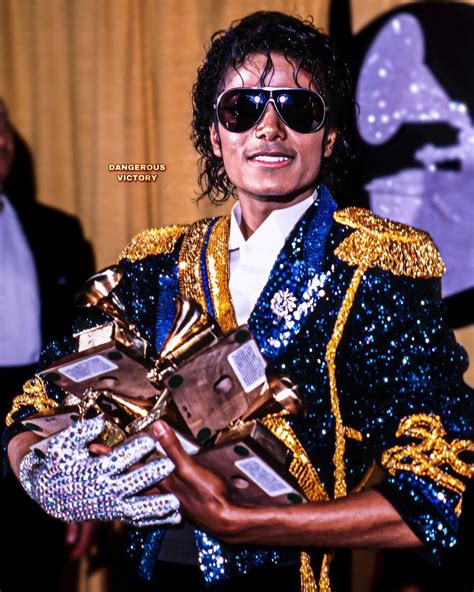 Tess | MJ Fan ⚡️ on Instagram: “ LEGEND 📸: Michael Jackson setting a ...