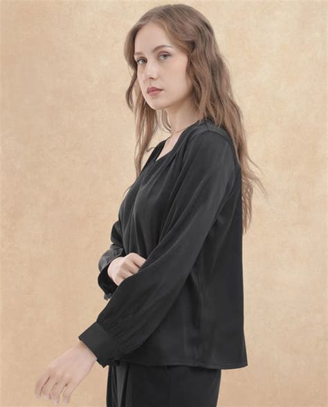 Rareism Women's Lohan Black Polyester V-Neck Plain Cuffed Sleeve Regul
