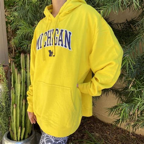 University of Michigan Hoodie Michigan Wolverines... - Depop