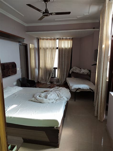 HOTEL HAIFA (Varanasi) - Hotel Reviews, Photos, Rate Comparison ...