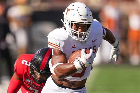 Texas' Bijan Robinson Gets Heisman, NFL Hype Despite OT Fumble vs ...