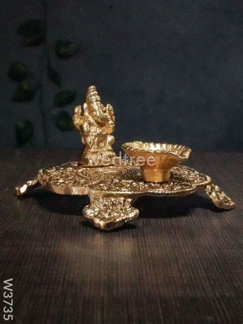 White metal Chowki Ganesh with Diya Gold Finish - W3735 – Wedtree